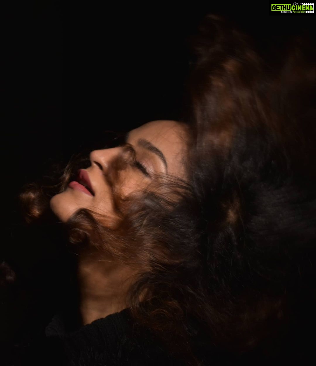 Sukrutha Wagle Instagram - What's your role on this Earth 🌎 is still an unresolved mystery !!! . Click by @prithvikrishnamridangam . . #sukruthawagle #loveyourself #lifequote Bangalore, India