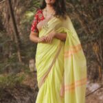 Sukrutha Wagle Instagram - My Stance and my thoughts are as beautiful as my way of life ❤️ . . Beautiful click by @prithvikrishnamridangam . . #sukruthawagle #sukrutha Bangalore, India