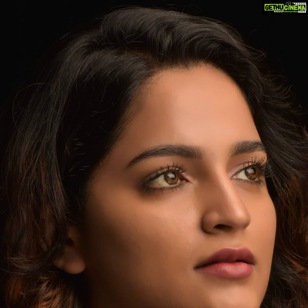 Sukrutha Wagle Instagram - Visit @sukrutha_wagle