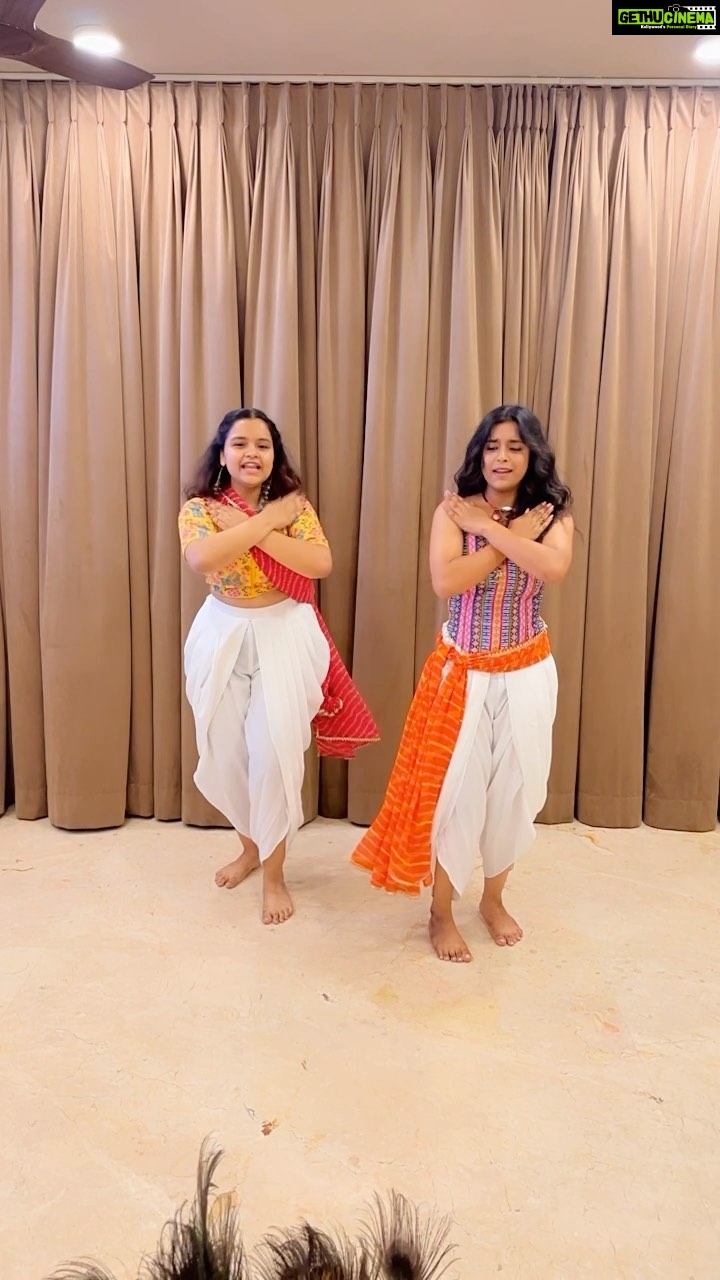 Sumbul Touqeer Khan Instagram - Khalasi✨ @alexander_noel_janam ki choreography 🤗 . . . Outfit- @artisanalseparates Jewellery- @kinjal_vora_designs