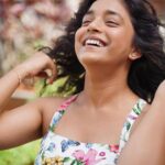 Sumbul Touqeer Khan Instagram - Some candid moments for you✌🏻