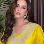 Sunanda Sharma Instagram – 𝐀𝐚𝐣 𝐩𝐡𝐢𝐫 𝐥𝐚𝐠𝐚 𝐃𝐢𝐥 𝐚𝐩𝐧𝐢 𝐇𝐚𝐝𝐡𝐞𝐢𝐧 𝐥𝐚𝐚𝐧𝐠𝐡𝐧𝐞💕
.
.
Makeup @satpreetkaurmakeovers 
👗 @studiopriveofficial