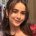 Sunanda Sharma Instagram - Kahin chali jau toh log aise ghoorte hain, Jaise kabhi CHAAND 🌙 nahi dekha🤷🏻‍♀️🧿🙈