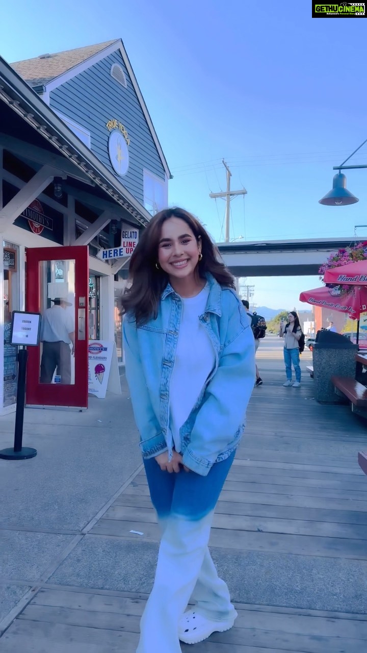 Sunanda Sharma Instagram - Drop Your City Names In The Comments Below 🌸 Kithy Kithy Udh Di phiran Udh Reha Sanu V patta lagey ❤️