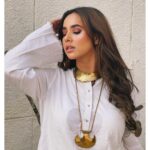 Sunanda Sharma Instagram - Door wasendeya SAJJNA ve, Tera kinna sohna SHEHAR hou🌹 . . @ybq.designstudios you match my aesthetic vibe🌙 @satpreetkaurmakeovers extremely talented gurl🧿