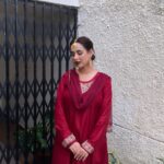 Sunanda Sharma Instagram - ਸੁਰਮਾ ਬਰੂਦ ਹੋ ਗਿਆ🤭 . . Goorhi surkhi te haar shingaar by @satpreetkaurmakeovers ❣️🙌🏻
