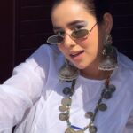 Sunanda Sharma Instagram - 𝖲𝗈𝗁𝗇𝖾𝗒𝖺 𝖣𝗂𝗅 𝖣𝖺 𝖬𝖺𝖺𝗆𝗅𝖺 🫶🏼🌹 . P.s:- my love for Noor Jahan ji’s songs>>>>>>>>>🌎 . . Makeup by @satpreetkaurmakeovers ji🫠❤️