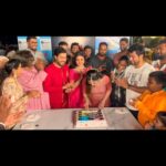 Sunita Gogoi Instagram - Thankyou God N to all beautiful souls ..Team #missmaggie Thankyou for dis Surprise @madhampatty_rangaraj ..one of d kindest😊 Thankyou to my director @lathamaniyarasu for making me so confident alwz ❤️ #birthday #surprise #onset