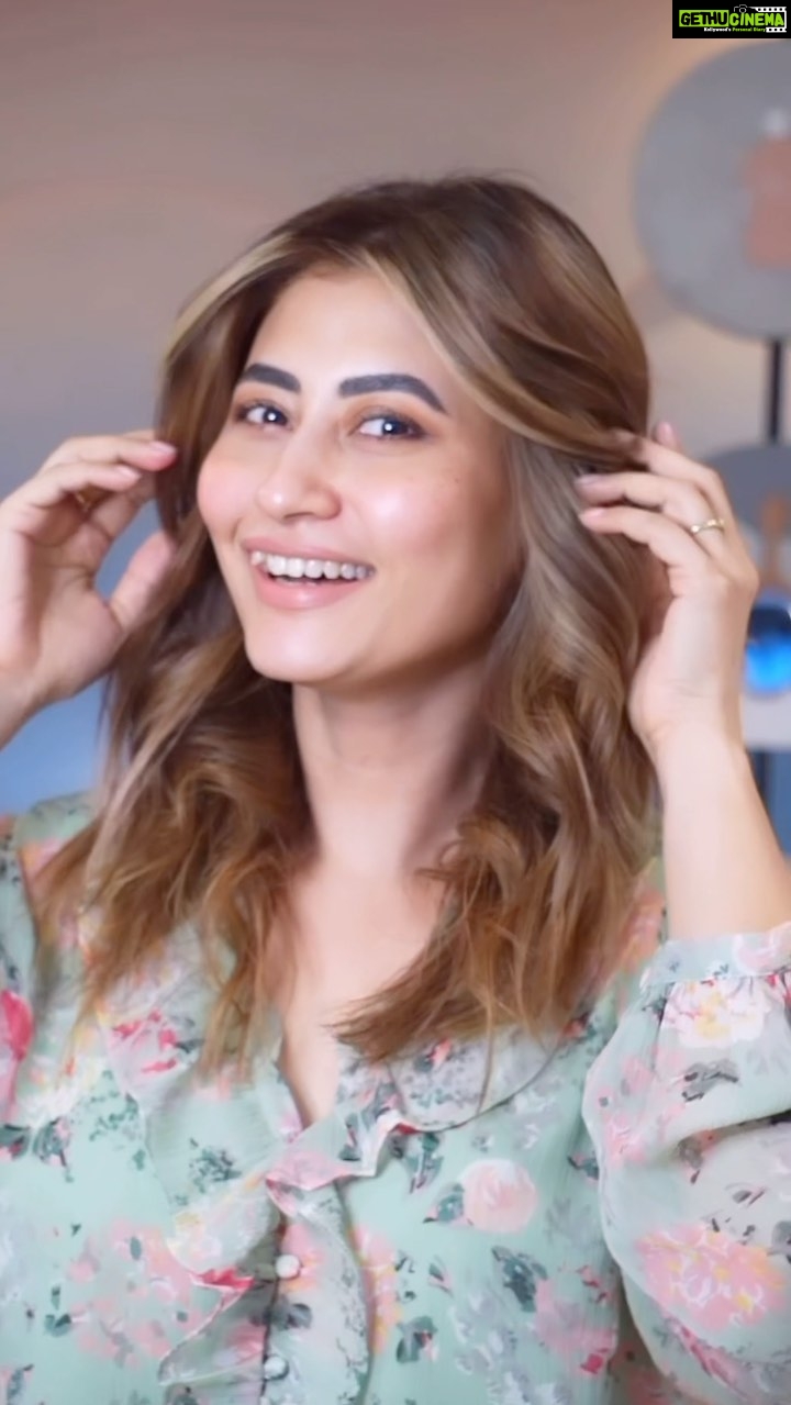 Sunita Gogoi Instagram - After one n a half year tried to play with my hair💁♀️ Loved d outcome ..Thankyou for dis fresh look @appu_wayne @anlon.artsalon 👌💯