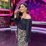 Sunita Gogoi Instagram - Start Music ..sound on🎤 Thankyou @makeupbypavithrapurushoth for super long stay makeup