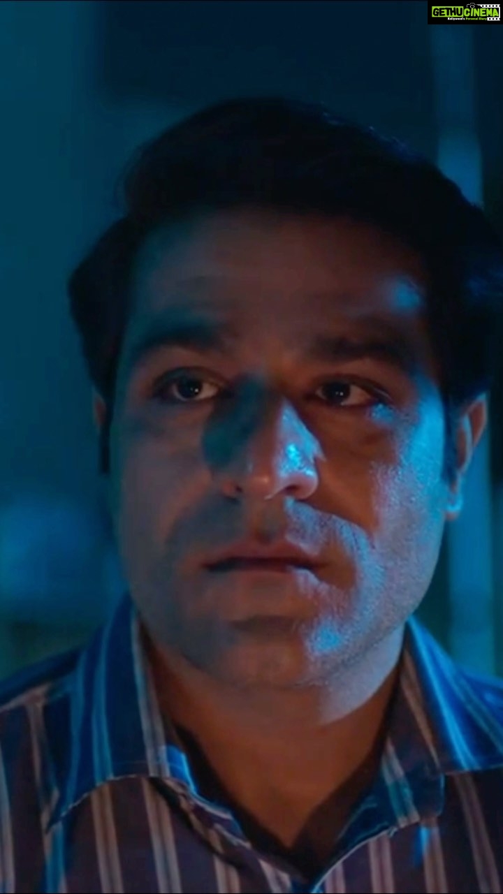Sunny Hinduja - 55.3K Likes - पावर दो धारी तलवार है….
देख लो इसका इस्तेमाल कैसे करना है।
Episode 2 out now ♥️
@unacademy @parijat_joshi @deepaligautam28 @baskarabhi @punit_tiwari_official @rajendra_gupta_official @sid_theseeker0601 @nitintewari9 @arunabhkumar @shreyansh.pandey @anandeshwardwivedi @thakkerpranav
@koshyvijay @sreechith_vijayan_damodar @sanjeev1409 @akdouble47_ @actor_dheerajsharma @rijulsehgaldp @utejasharma @yashikakakkar @tanya__mehrotra @shukla_saurabh05 @kanikakaushikk @santosh.lokhande.54922169 @the_atrangi_mess
@rochron
@sahil_anand_arora
@bimalbiswal77
#TVF #TheViralFever #SandeepBhaiyaOnYouTube #SandeepBhaiya #tvf #episode2 #youtube