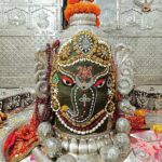 Sunny Hinduja Instagram - गणपती बाप्पा मोरया, पुढच्या वर्षी लवकर या #ganpatibappamorya #see #you #soon Mumbai, Maharashtra