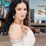 Sunny Leone Instagram - Melbourne masterclass at @iffmelbourne Outfit: @safiyaa_official Jewels: @karishma.joolry @dripproject.co Styled by: @spacemuffin27 Styling team: @harshitasamdariya @abhimanyudessai @aashjain_ Styling Intern: @nishthaaagarwal Hair/make up & photography by @tomasmoucka