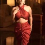 Sunny Leone Instagram – Love and romance !!!!💋❤️🤫

Outfit by @arokaofficial @projectteteatete
Jewellery by @ruhhette X @the_bling_girll @offbeatmediain
Styled by @hitendrakapopara
Style Team @tanyakalraaa 
Hmu @scottf_beauty @jeetihairtstylist
Shot by @navneet_photography