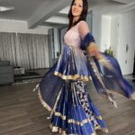 Sunny Leone Instagram - About my first #ganpatibappamorya this year! More to come! Outfit by @maayera_jaipur @stylegurukul Jewellery @kushalsfashionjewellery Styled by @hitendrakapopara Fashion Team @tanyakalraaah