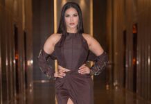 Sunny Leone Instagram - Awards night! Outfit by @nirmooha Earrings by @goldenwindow Rings by @esmecrystals @ascend.rohank Styled by @hitendrakapopara Style team @tanyakalraaa Hmu @scottfbeauty @jeetihairtstylist