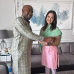 Sunny Leone Instagram - What a lovely day! Happy Raksha Bandhan everyone! @dirrty99 @hitendrakapopara @unaiza_yusuf @unaiza_yusuf @aaisha_911 @caleebh @anishadixit @sunnyrajani @jeetihairtstylist Nisha, Asher & Noah