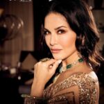 Sunny Leone Instagram - 🤎 . . . Published by @tmmindia CEO & Publisher @faraz0511 Creative Director @poojagupta9528 @spectrumstyleswork Photographer @visualaffairs_va Styling @poojagupta9528 @spectrumstyleswork @hitendrakapopara Make up by @scottf_beauty Hair by @jeetihairtstylist Outfit @ka.kanishkaaggarwalofficial Jewellery @kundanjewellers.official Artist reputation management @media.raindrop Assistant Stylist @rixyajain @tanyakalraa Intern @purvibhatia04 Location Partner @novotel_juhu