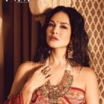 Sunny Leone Instagram - ❤️‍🔥 . . . Published by @tmmindia CEO & Publisher @faraz0511 Creative Director @poojagupta9528 @spectrumstyleswork Photographer @visualaffairs_va Styling @poojagupta9528 @spectrumstyleswork @hitendrakapopara Make up by @scottf_beauty Hair by @jeetihairtstylist Saree @bandhanitraditionbyahasan Jewellery @kundanjewellers.official Artist reputation management @media.raindrop Assistant Stylist @rixyajain @tanyakalraa Intern @purvibhatia04 Location Partner @novotel_juhu . . #SunnyLeone #red #wedding #weddingdress #outfits Mumbai, Maharashtra
