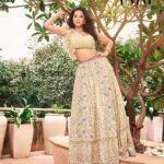 Sunny Leone Instagram - 😍 . . . Published by @tmmindia CEO & Publisher @faraz0511 Creative Director @poojagupta9528 @spectrumstyleswork Photographer @visualaffairs_va Styling @poojagupta9528 @spectrumstyleswork @hitendrakapopara Make up by @scottf_beauty Hair by @jeetihairtstylist Outfit @aayannabysiimie Jewellery @kundanjewellers.official Artist reputation management @media.raindrop Assistant Stylist @rixyajain @tanyakalraa Intern @purvibhatia04 Location Partner @novotel_juhu Mumbai, Maharashtra