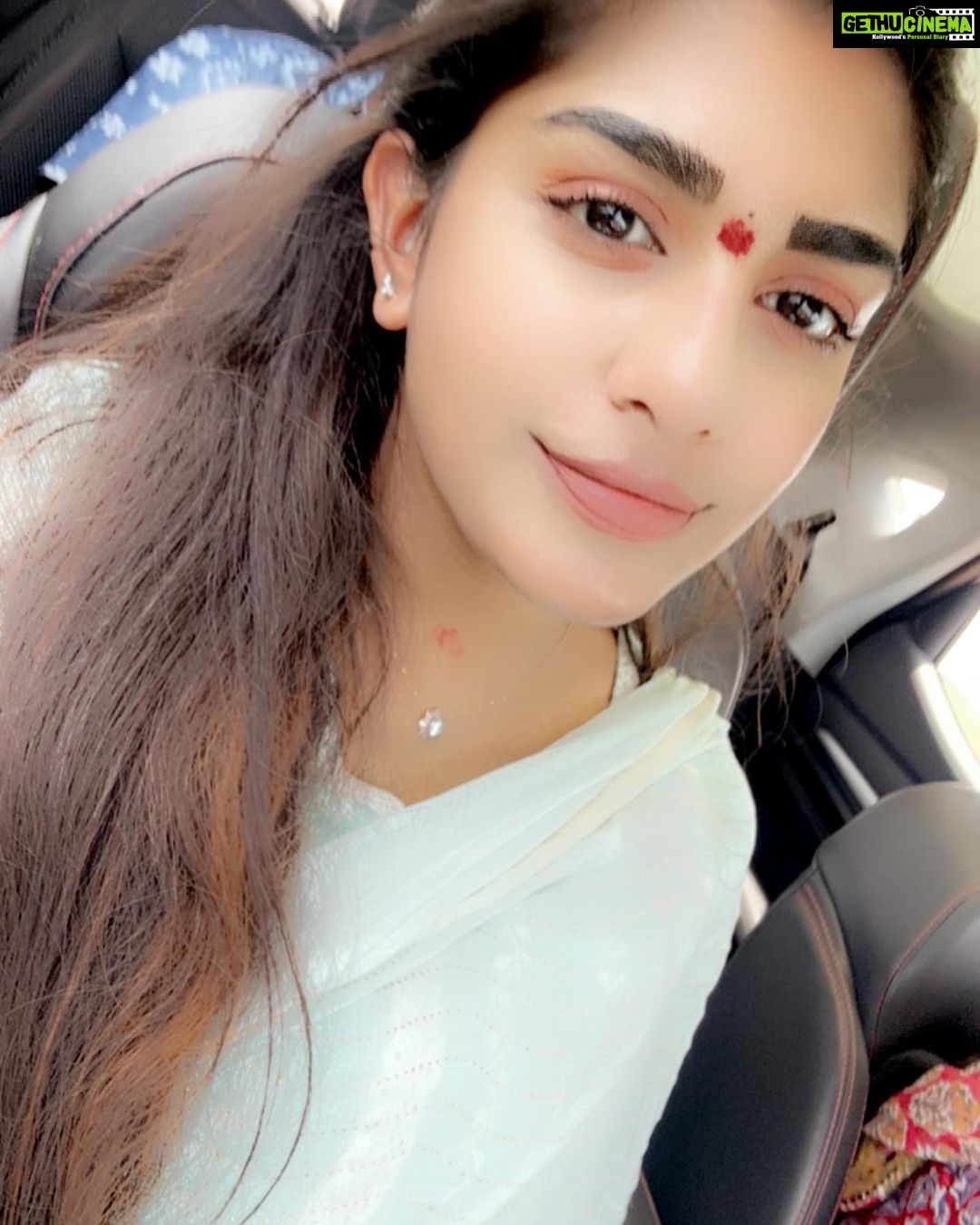 Supritha Instagram - Manasu palike basha prema Mounamadige badhulu prema Maranamaina thodu prema Manaki jarige maya prema ❤️