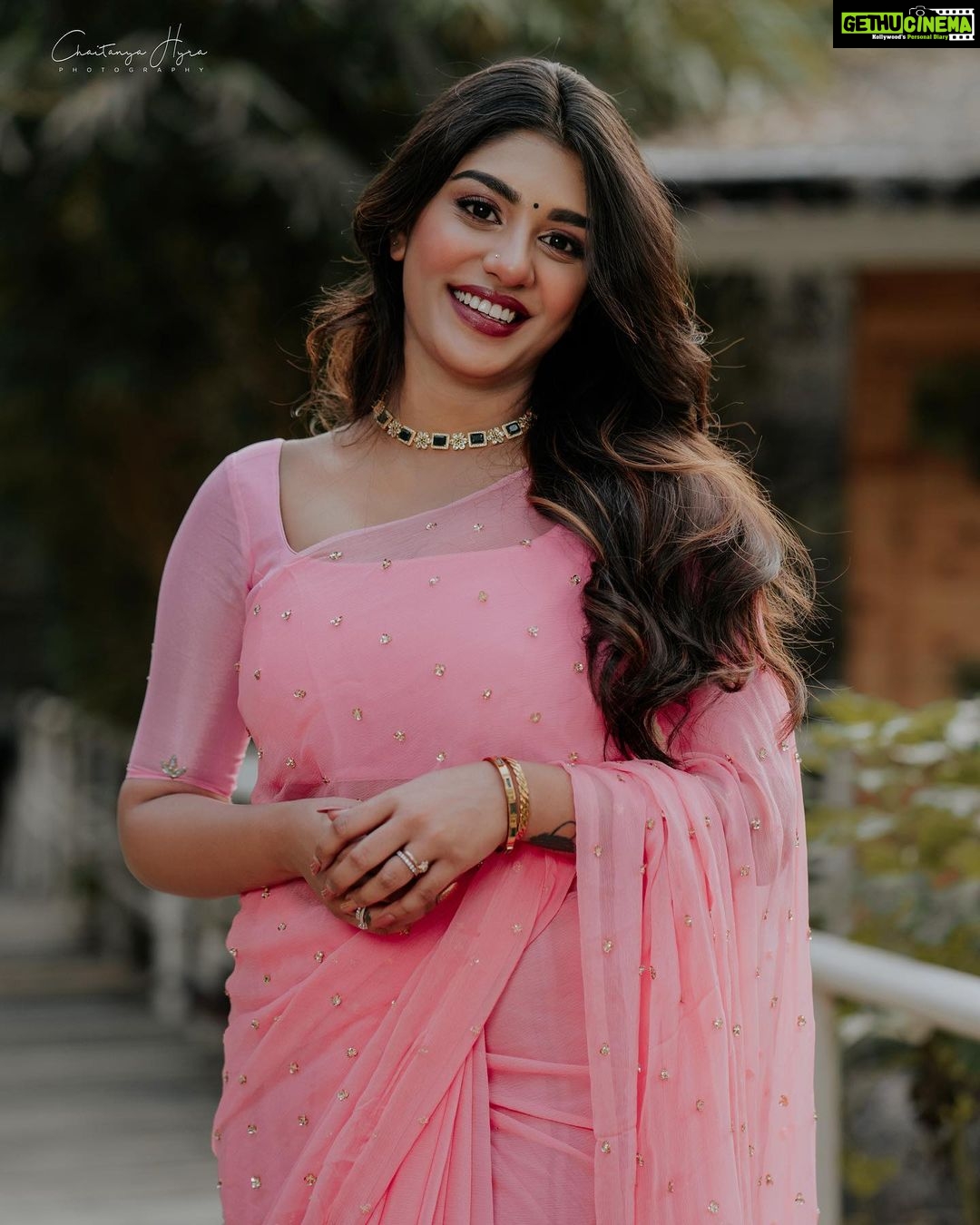 Supritha Instagram - Inbox us to book your session with chaitanyahyra photography call: 9490409450 Inframe: @_supritha_9 Designer: @elegant_threads_by_salma MUA: @panduchalapati Jewellery: @yuvi_collections Location: @aranyaresortbymrugavani #supritha #supritanaidu #surekavani #surekasupritha #wedding #weddingdress #weddinganniversary #teluguwedding #teluguweddingphotography #teluguweddingjewellery #southindianwedding #hyderabadmodels