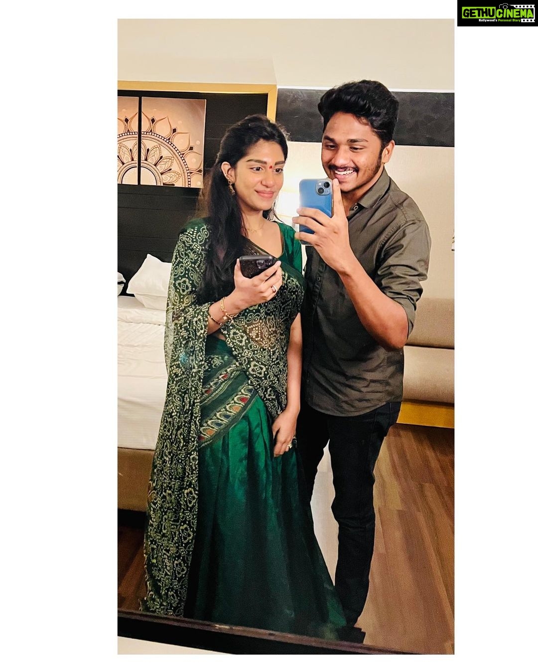 Supritha Instagram - Smiles all around? , Just Best Friends Therapy💛💯