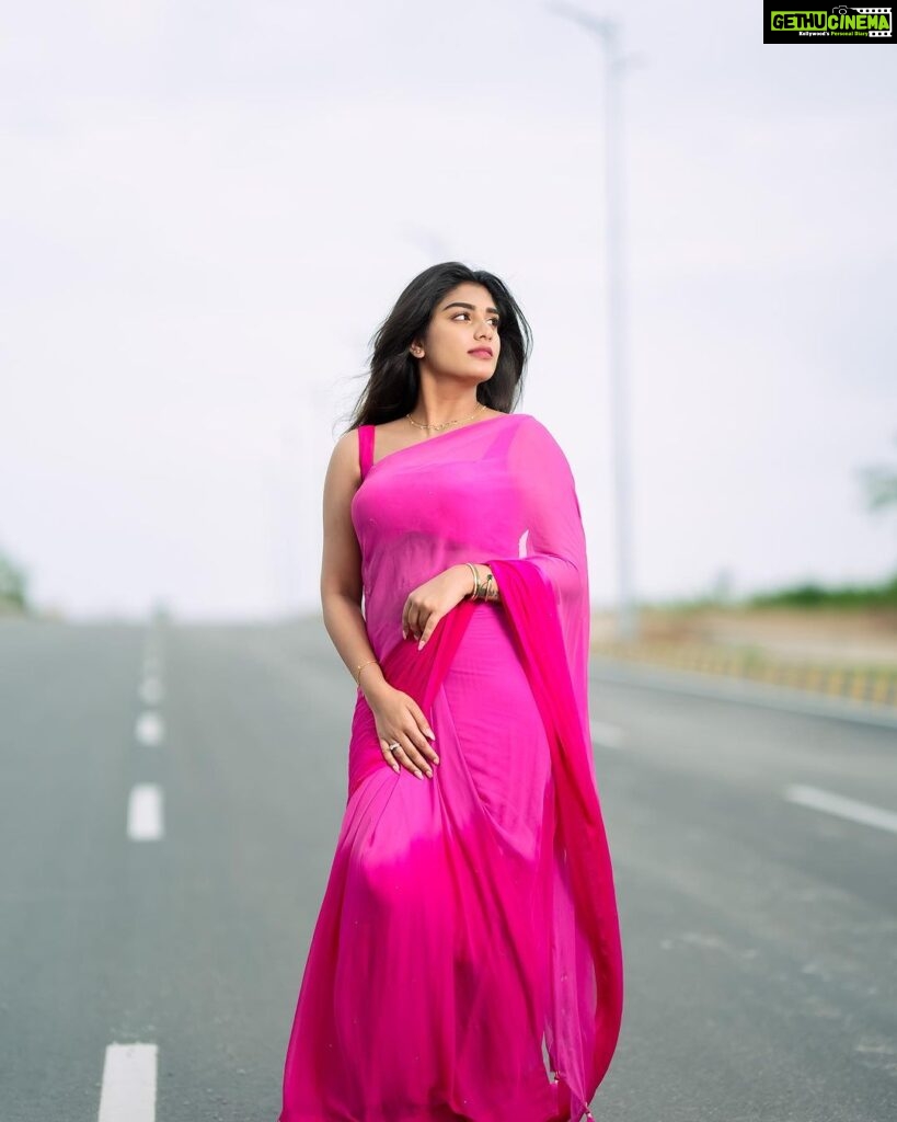 Supritha Instagram - Far from hope🩷 🥻: @elegant_threads_by_salma 📸 : @rollingcaptures 💄: @bridal_makeup_vijayawada
