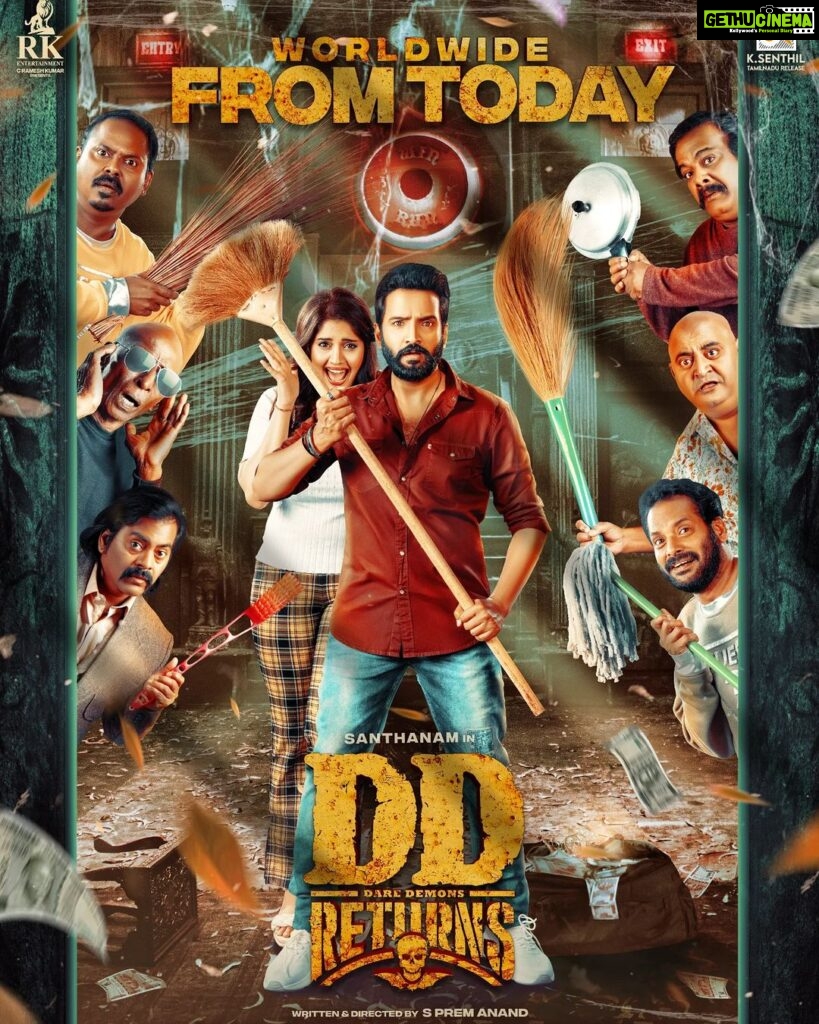 Surabhi Instagram - Excited for you all to witness #DDReturns on the Big Screen today 🤗 Get ready for a thrilling roller-coaster ride #DDReturns from today only in theatres 📽😎💃👻🎫🍿 @santa_santhanam @rkentrtaiment @premanand031 @dopdeepakpadhy @circleboxofficial @masoomshankarofficial @jasminejoseph07 @simran_jha_1111 @ofrooooo @onlynikil @dineshashok_13