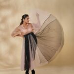 Surabhi Lakshmi Instagram – Lala Land much 💃 

Photography – @plan.b.actions @jibinartist 
Styling – @arjun_vasudevs 
HMUA – @sijanmakeupartist 
Wardrobe – @rareroomofficial 
HMUA Team – @sibinrajutom 
Styling Team – @_anaaaaan_ 
Studio – @maxxocreative Cochin