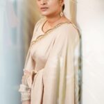 Surabhi Lakshmi Instagram – Time for some Beige!

Photography – @ameer_mango
Videography  @shamnad_wedads
Wardrobe – @alankaraboutique 
HMUA – @amal_ajithkumar
video edit @_im_gokul_haridas_ 
Location _ @valluvanad_residency_

#saree #hairstylist #haiirstyle #sareelove