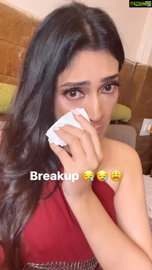 Surabhi Prabhu Instagram - #caughtredhanded #justforfun When I sneaked out of my house midnight to party with my best friend 🥺🥺🥺 boyfriend catches me 😩😩… 😭😭😭😭😭😭😭 best friend refuses to be my brother 😭😭😭🤯🤯 . . BREAKUP 😫😫 💔 💔 . . Thank you @sahilmirchandani786 for being my best friend always . You will be the best man in my marriage.. love u buddy forever. Bohot mushkil se achche dost milte hai . #bestfriends #bestfriend . . . . Gown- @i.design.official #breakup #pretendplay #comedyvideos #comedy #trendingreels #trendingdialogue #trendingaudio #trendingnow #😢 #भाई #हिन्दी #मुंबई #mumbai #mumbaikar #लव #loveaajkal #indiangirl #surabhiprabhu #surabhi #prabhu #hindicomedy #hindilines Mumbai, Maharashtra