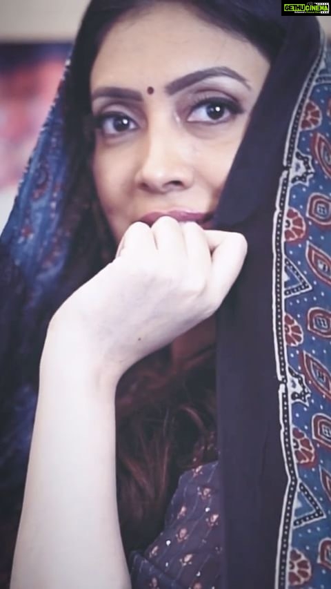 Surabhi Prabhu Instagram - POV - WHEN YOU FINALLY MEET A WALKING GREEN FLAG ✅ BUT YOU ARE THE RED FLAG NOW 🚩🚩 . . . . . Dupatta- @dupattabazaar 📸 - @aditya_shindkar #fairytale #tollywoodactress #surabhiprabhu #narcissism #worthit #dreamgirl #hindiquotes #mumbaiblogger #narcissisticabuse #californialove #californiagirl #dupattabazar #unity44 #bollywoodhot #voompla #pinkvilla #bollywoodcinema #हिंदी #bollywoodmovies #supermodel #modeldiaries #priyanknandwanaphotography #travelgram #narcissist #travelblogger #koffeewithkaran #bollywoodactoractress #bollywoodactress #surabhi #selfworth Mumbai, Maharashtra