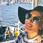 Surabhi Prabhu Instagram - She wasn't looking for a knight, she was looking for a sword.😅😅😅 Those carefree days … Miss my tan 🥺 my olive skin was deep brown n beautiful. . . . #sunkissed #tollywoodactress #surabhiprabhu #hudsonriver #cruiseship #hindiquotes #californiaadventure #cruise #californiagirl #newyorkcity #newyorker #newyorkfashionweek #nycstyle #bollywoodhot #voompla #pinkvilla #bollywoodcinema #हिंदी #bollywoodmovies #supermodel #modeldiaries #unity44 #thekapilsharmashow #travelgram #travelphotography #travelblogger #koffeewithkaran #bollywoodactoractress #bollywoodactress #surabhi Newyork, Newyork