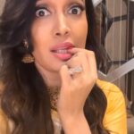 Surabhi Prabhu Instagram - GOOD MUSIC DOESN'T HAVE AN EXPIRATION DATE ❤️❤️ 🥂 Cheers to this beautiful Sunday ❤️Cheers to normalising being obsessed with yourself & not caring what anyone else thinks 🥂 #selfobsessed me 😅 . . . Saree- @vishnu_weaves . Styling & Hair @rutika.shigvan 📸 @rutika.shigvan #saree #indianwear #sarees #sareelovers #comedyreels #sareefashion #comedyvideos #silksaree #sareelover #trendingsongs #trendingreels #mumbaiblogger #indianblogger #sareeindia #sareestyle #sareeblousedesigns #sareeaddict #indiansaree #banarasisaree #surabhiprabhu #unity44 #sareeswag #oldbollywoodsongs #comedy #funnymemes # traditionalsaree #funnyreels #sareeblogger #yellowsaree Mumbai, Maharashtra