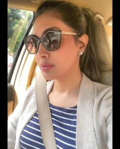 Surabhi Prabhu Instagram - Tuesday wisdom - “No one is perfect. Everybody is faking it. 😜🤪” 
.
.
.

.

.

#sunkissed #tollywoodactress #surabhiprabhu #losangeleslife #pune #hindiquotes 
 #mumbaitravelblogger #mumbai #mumbaikar #mumbaidiaries #mumbaifashion #bollywoodhot #voompla #pinkvilla #bollywoodcinema #हिंदी #bollywoodmovies #supermodel #modeldiaries #thekapilsharmashow #travelgram #travelphotography  #travelblogger #koffeewithkaran #bollywoodactoractress #bollywoodactress #surabhi