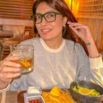 Surabhi Prabhu Instagram - How’s your Sunday ?? Did you count your blessings today ?? Remember, blessings can be found in the simplest things, and it's up to you to recognize and appreciate them. So take a moment, count your blessings, and let #gratitude fill your heart. . . . Ps - not my glasses 👓 n not my glass 🥃 .. borrowed just for the picture . . . . . . . . . #tollywoodactress #surabhiprabhu #losangeleslife #pune #hindiquotes #greyhoodie #mumbai #mumbaikar #mumbaidiaries #mumbaifashion #bollywoodhot #voompla #pinkvilla #bollywoodcinema #हिंदी #bollywoodmovies #catlover #persiancat #thekapilsharmashow #catlife #mumbaifoodie #travelblogger #koffeewithkaran #bollywoodactoractress #bollywoodactress #surabhi #sundayvibes #redwine #redwinelover Juliette Ristorante