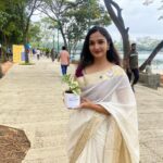 Surabhi Santosh Instagram – This being World Alzheimer’s Month, I had the pleasure to be a part of a wonderful initiative organised by @nmteldercare and Dementia India alliance. 

I was able to learn a lot about this disease that affects around 8.8 million Indians and 55 million individuals globally. 
I’m putting this post so that this may prompt atleast some of you to learn a bit more about this and the key risk factors associated with dementia.
As they say, knowledge is power💜

Saree @iktara.in 

#worldalzheimersday #worldalzheimersmonth #nightingalesmedicaltrust #dementiaindiaalliance  #Spreadtheword #letstalkaboutdementia