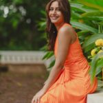Surbhi Chandna Instagram - 🍊 Created Indian Version Positano In @srstore09 Heels @londonrag_in Accessories @pranavi_chandna @pclovesdrama