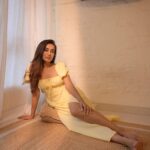 Surbhi Jyoti Instagram - Chill vibes🌻 . . . . . . . MUA @doseofglamourbyafreen Outfit : @srstore09 Stylist : @meenalrshah Clicked by @deepak_das_photography