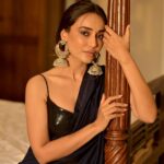 Surbhi Jyoti Instagram - Tell me a bedtime story🤍 . . . . . . Wearing @suta_bombay Earrings @illuminate_shine_everyday Clicked by @deepak_das_photography MUA @doseofglamourbyafreen Hair @aartigupta5565