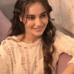 Surbhi Jyoti Instagram - 🤍✨ . . . . . . . MUA @doseofglamourbyafreen Hair @aartigupta5565 📸 @kakali_das_photography Stylist @stylingbyvictor @sohail__mughal___