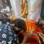 Surbhi Jyoti Instagram - Ganpati Bappa Moryaaaa🙏🏻🙏🏻🙏🏻 We love you Bappa❤️❤️❤️ #lalbaughcharaja #ganpatidarshan