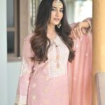 Surbhi Jyoti Instagram - 💖🌸