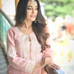 Surbhi Jyoti Instagram - 💖🌸