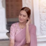 Sureka Instagram - Mounamelanoyi🩷 🥻: @elegant_threads_by_salma 📸: @_mr_reddy._ 💄: @bridal_makeup_vijayawada