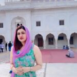 Surilie Gautam Instagram – Blessings 😇🙏🏻 Dukhniwaran Sahib, Patiala