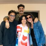 Sushmita Sen Instagram - And the #gang reunites!!! 😁💃🏻🤗❤️ #workshop begins for the most kick ass season of #Aarya this far!!!👊😉💃🏻 It’ll be worth the wait!!💋👍😍 #aaryaseason3 I love you guys beyond!! #duggadugga #yourstruly ❤️😇💋 Birthday girl @amitamadhvani @madhvaniram @sikandarkher @strictlyvikas @theiatekchandaney @officialrmfilms & TEAM AARYA!!! #letsdothis 👏😀😍💃🏻💋