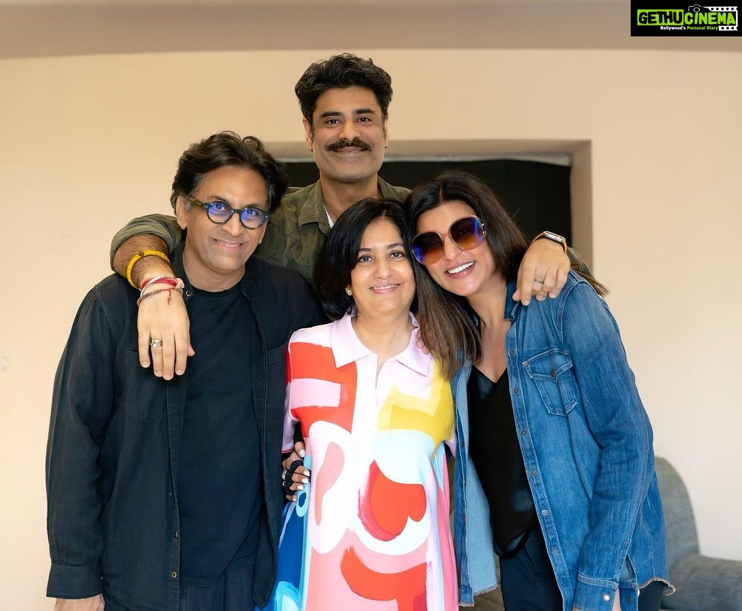 Sushmita Sen Instagram - And the #gang reunites!!! πππ»π€β€οΈ #workshop begins for the most kick ass season of #Aarya this far!!!ππππ» Itβll be worth the wait!!πππ #aaryaseason3 I love you guys beyond!! #duggadugga #yourstruly β€οΈππ Birthday girl @amitamadhvani @madhvaniram @sikandarkher @strictlyvikas @theiatekchandaney @officialrmfilms & TEAM AARYA!!! #letsdothis πππππ»π