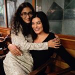 Sushmita Sen Instagram - On 4th September my #firstlove @reneesen47 celebrated her 23rd birthday!!😍😁🤗❤️💋💃🏻 #timeflies 😇 From dinner with family to dancing the night away with all of Renee’s awesome friends…the beautiful birthday girl rocked all our worlds like only SHE can!!!😄😍💋💃🏻 Thank you @ritik_bhasin & @145cafeandbar for celebrating Renee’s birthday with such love & style!!! 🤗❤️👏 you guys are AMAZING … I am a fan!!!💋 Here’s to you Shona @reneesen47 😍🥂🎶 To your health & happiness always!!! Alisah & I remain forever yours!!!🤗❤️💃🏻 #duggadugga I love you guys!!!!😁😍💃🏻🎶
